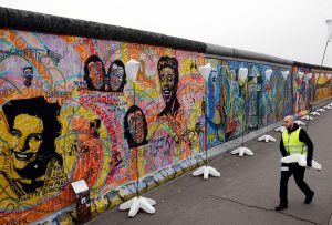 9 Νοεμβρίου 1989 η πτώση του Τείχους του Βερολίνου