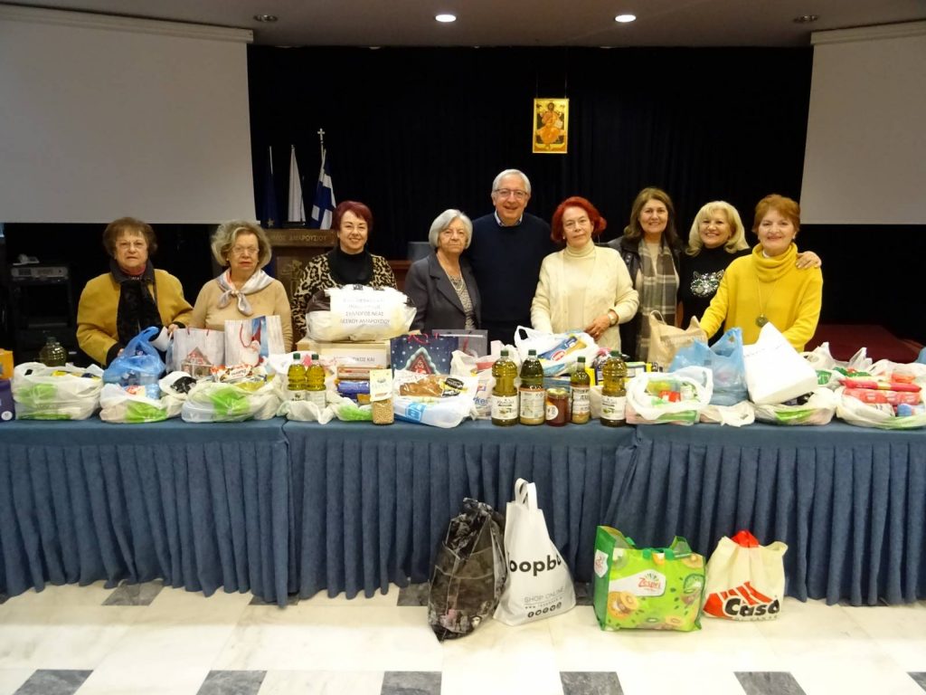 Χριστουγεννιάτικη προσφορά αγάπης από τον Εξωραϊστικό & Πολιτιστικό Σύλλογο Αμαρουσίου προς τους ευπαθείς συμπολίτες μας