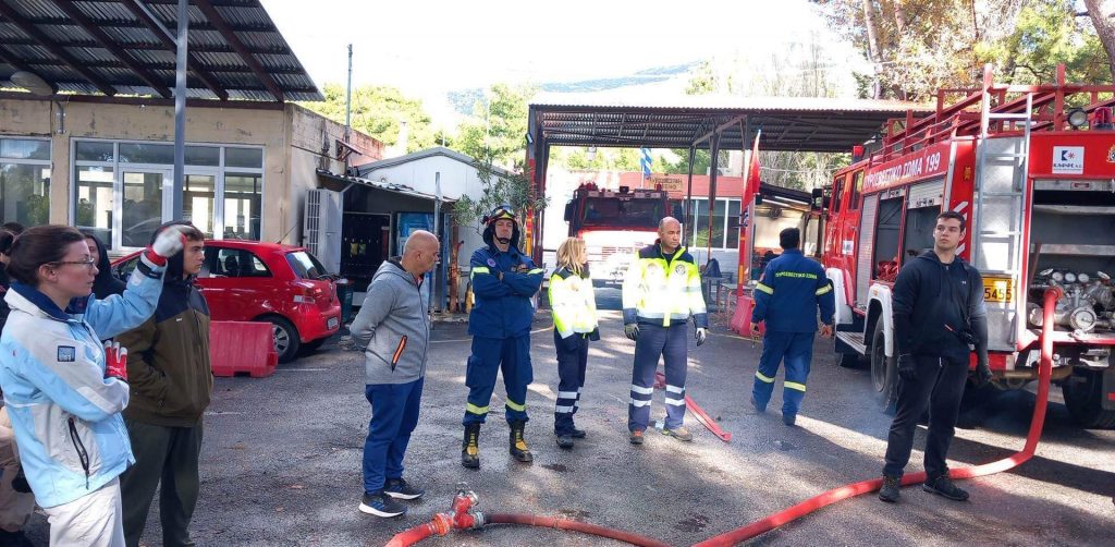 Εκπαίδευση και πιστοποίηση Εθελοντών Πολιτικής Προστασίας από το Δήμο Πεντέλης μέσα από την Ακαδημία του Υπουργείου Πολιτικής Προστασίας και το πυροσβεστικό σώμα. Δήμητρα Κεχαγιά: Ενισχύουμε και εκπαιδεύουμε την Εθελοντική μας Ομάδα, ώστε να είναι ακόμη πιο αποτελεσματική και χρήσιμη στους συμπολίτες μας