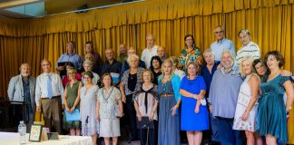 ΓΙΟΡΤΗ ΜΕ ΤΡΑΓΟΥΔΙΑ ΚΑΙ ΠΟΙΗΣΗ ΑΦΙΕΡΩΜΕΝΗ ΣΤΗΝ ΤΡΙΤΗ ΗΛΙΚΙΑ