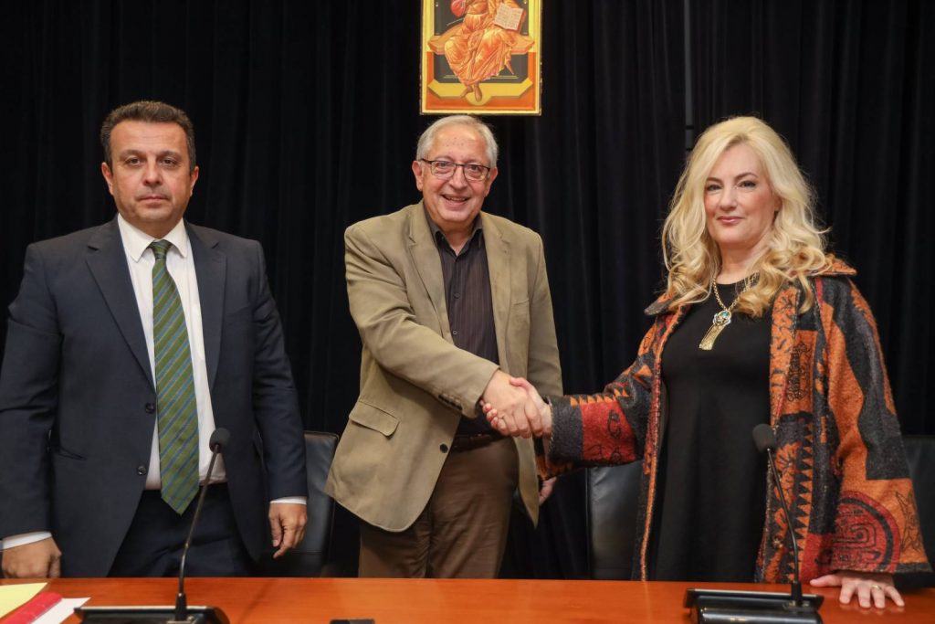 Νέα Αντιπρόεδρος του Δημοτικού Συμβουλίου του Δήμου Αμαρουσίου η Κυριακή Κανάρη – Ντάλη 4 Νέα Αντιπρόεδρος του Δημοτικού Συμβουλίου του Δήμου Αμαρουσίου η Κυριακή Κανάρη – Ντάλη