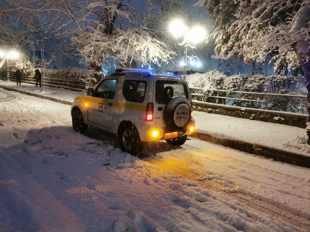 ΚΟΝΤΑ ΣΕ ΟΣΟΥΣ ΕΧΟΥΝ ΤΗΝ ΑΝΑΓΚΗ ΜΑΣ