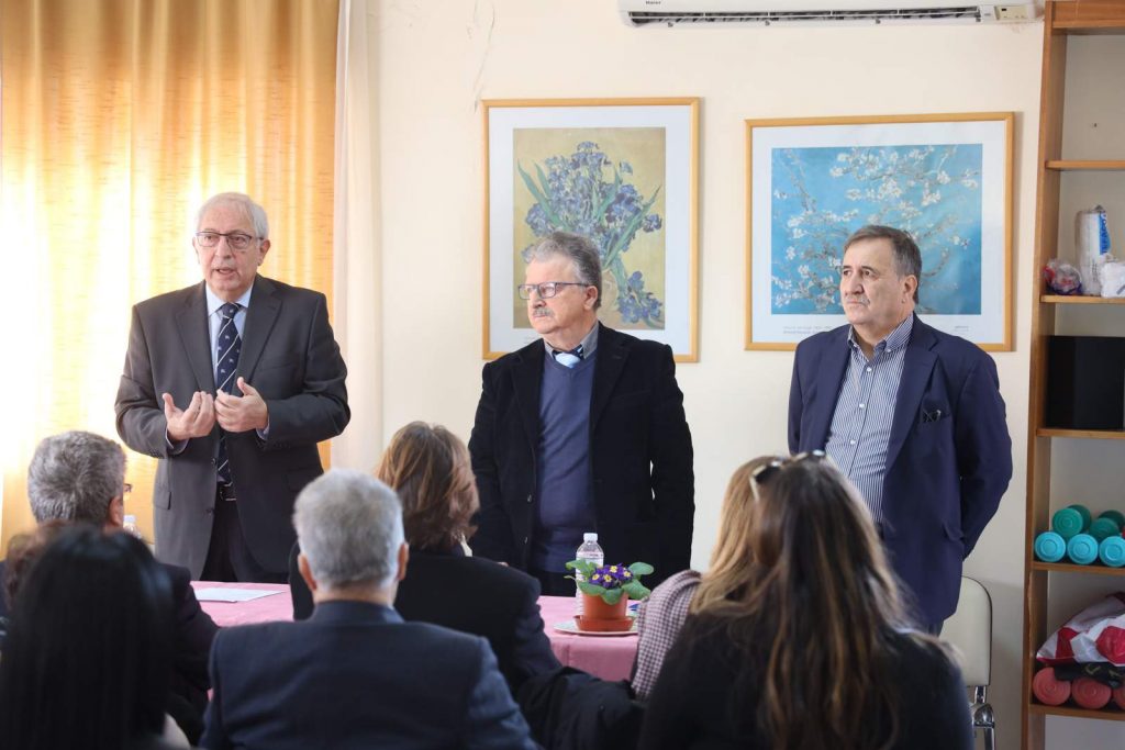 Στην κοπή της πρωτοχρονιάτικης πίτας του Πολιτιστικού Συλλόγου Βορρέ Αμαρουσίου παρέστη ο Δήμαρχος Αμαρουσίου Θ. Αμπατζόγλου 4 Στην κοπή της πρωτοχρονιάτικης πίτας του Πολιτιστικού Συλλόγου Βορρέ Αμαρουσίου παρέστη ο Δήμαρχος Αμαρουσίου Θ. Αμπατζόγλου