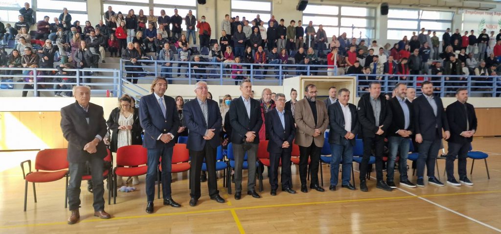 Την πρωτοχρονιάτικη πίτα έκοψε ο αθλητικός σύλλογος ΝΙΚΗ ΑΜΑΡΟΥΣΙΟΥ παρόντος του Δημάρχου Θεόδωρου Αμπατζόγλου