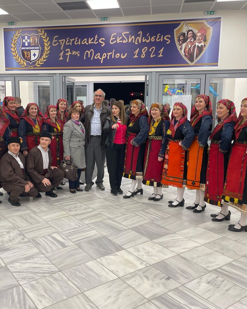 Ο ΔΗΜΑΡΧΟΣ ΚΗΦΙΣΙΑΣ ΓΙΩΡΓΟΣ ΘΩΜΑΚΟΣ ΣΤΙΣ ΕΟΡΤΑΣΤΙΚΕΣ ΕΚΔΗΛΩΣΕΙΣ ΣΤΗΝ ΜΑΝΗ 3 Ο ΔΗΜΑΡΧΟΣ ΚΗΦΙΣΙΑΣ ΓΙΩΡΓΟΣ ΘΩΜΑΚΟΣ ΣΤΙΣ ΕΟΡΤΑΣΤΙΚΕΣ ΕΚΔΗΛΩΣΕΙΣ ΣΤΗΝ ΜΑΝΗ