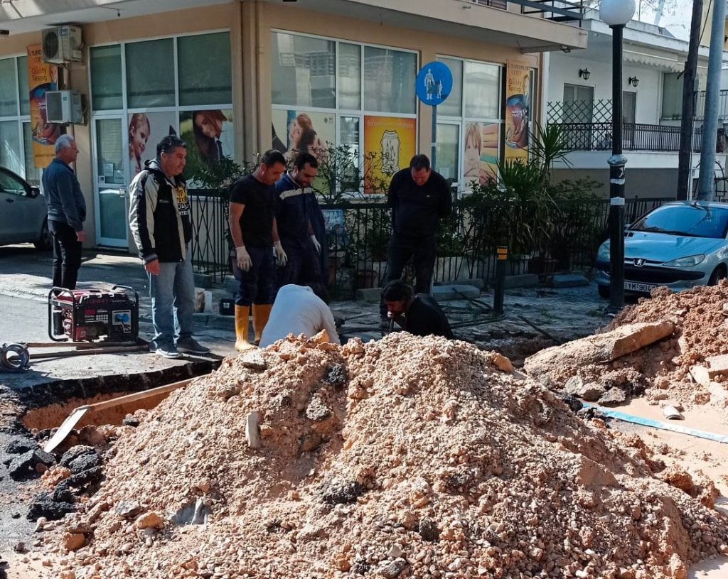 11.42 Η ΒΛΑΒΗ ΑΠΟΚΑΤΑΣΤΑΘΗΚΕ / ΒΛΑΒΗ ΣΕ ΑΓΩΓΟ ΥΔΡΕΥΣΗΣ ΣΤΗ ΝΕΑ ΕΡΥΘΡΑΙΑ 4 11.42 Η ΒΛΑΒΗ ΑΠΟΚΑΤΑΣΤΑΘΗΚΕ / ΒΛΑΒΗ ΣΕ ΑΓΩΓΟ ΥΔΡΕΥΣΗΣ ΣΤΗ ΝΕΑ ΕΡΥΘΡΑΙΑ