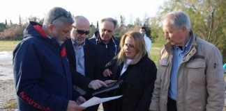 Με εντατικούς ρυθμούς συνεχίζονται από την Περιφέρεια οι επίγειοι και εναέριοι ψεκασμοί για την καταπολέμηση των κουνουπιών σε όλη την Αττική