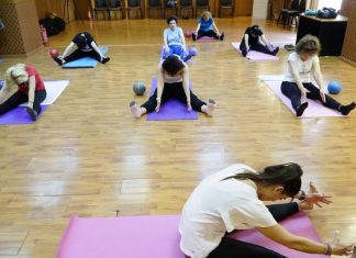Mε εναλλακτική γυμναστική (Pilates) συνεχίζονται οι εκδηλώσεις των Καλλιτεχνικών Τμημάτων του Δήμου Αμαρουσίου