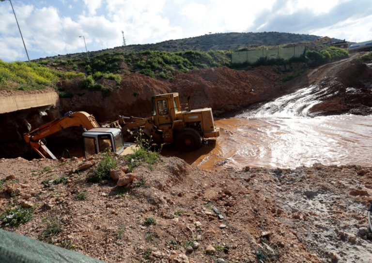 Με ταχείς ρυθμούς οι διαδικασίες για την ολοκλήρωση των έργων διευθέτησης του ρέματος Κόρμπι στον Δήμο Βάρης-Βούλας-Βουλιαγμένης