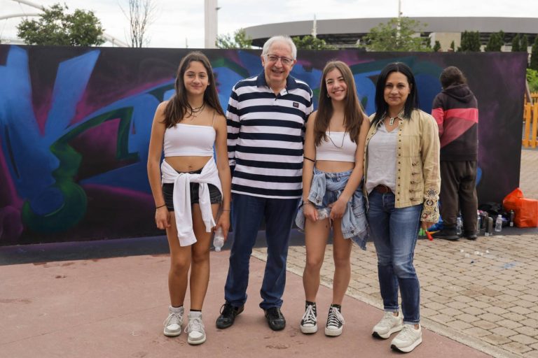 Με τις νέες και τους νέους στο 2o Φεστιβάλ Γκράφιτι του Δήμου Αμαρουσίου, ο Δήμαρχος Θεόδωρος Αμπατζόγλου