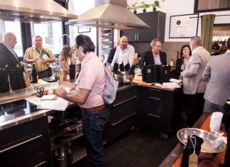 Κέρδισε τις εντυπώσεις η παρουσία της Περιφέρειας Αττικής σε ΗΠΑ και Καναδά στο πλαίσιο των δράσεων προώθησης των Οίνων Ποιότητας της Περιφέρειας Αττικής στις διεθνείς αγορές