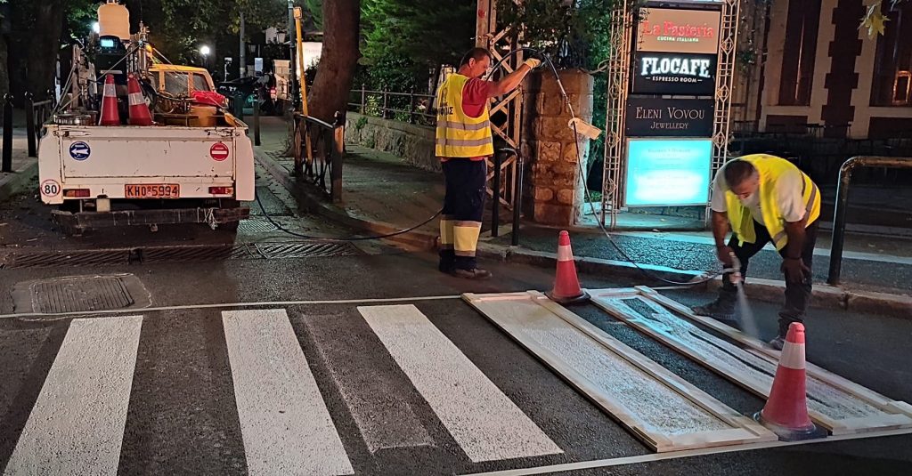 ΝΥΧΤΕΡΙΝΕΣ ΔΙΑΓΡΑΜΜΙΣΕΙΣ στο παραδοσιακό κέντρο της Κηφισιάς