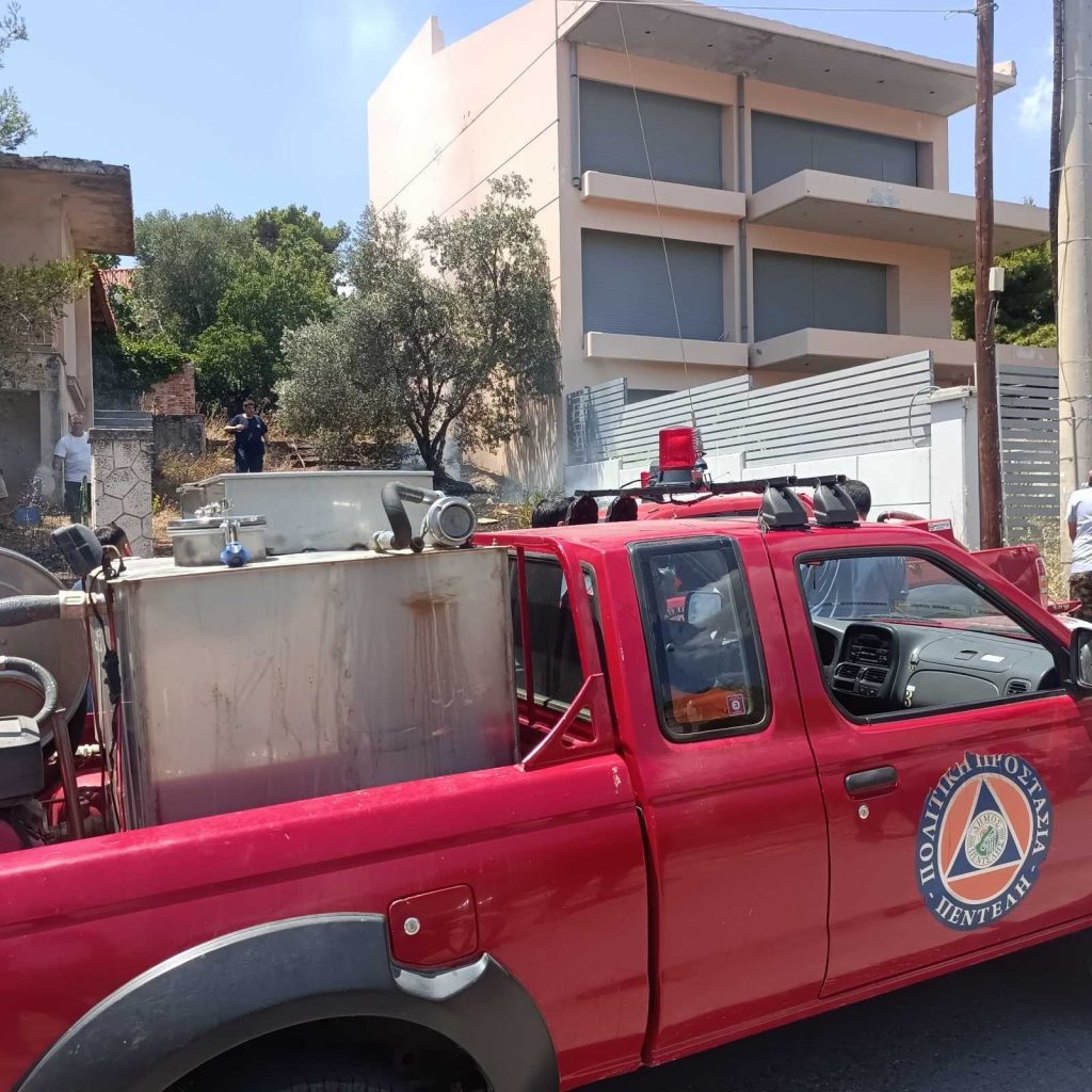 Ο Δήμος Πεντέλης επενέβη άμεσα σε 5 περιστατικά εκδήλωσης μικροεστιών φωτιάς το Σάββατο 8/7. Δήμητρα Κεχαγιά: Η πρόκληση φωτιάς από καλώδια μεταφοράς ρεύματος, αποδεικνύουν πόσο σημαντικό είναι το έργο της υπογειοποίησης των καλωδίων που υλοποιούμε.