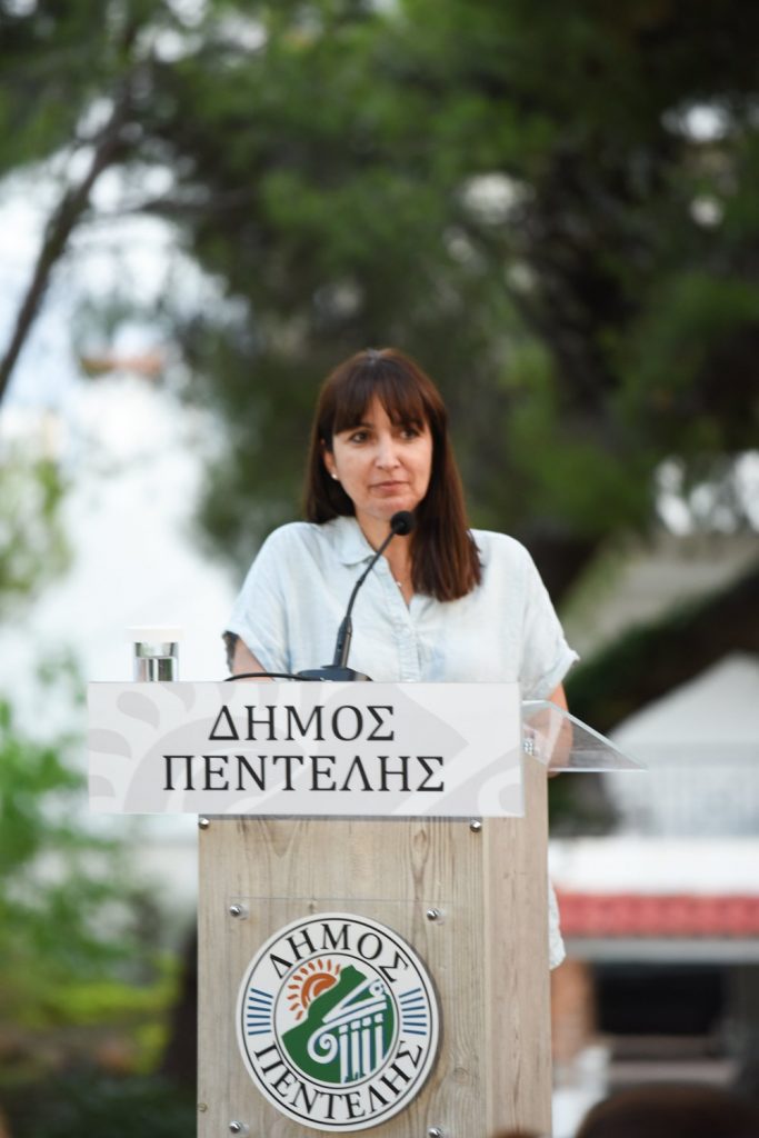 Στη γειτονιά των κεντρικών και δυτικών Μελισσίων, η Δήμαρχος Πεντέλης συζήτησε σε ανοικτή εκδήλωση με τους κατοίκους της περιοχής. Δήμητρα Κεχαγιά: “Με σχέδιο και καλό προγραμματισμό, υλοποιούμε πολλά έργα που βελτιώνουν την καθημερινότητά μας.”
