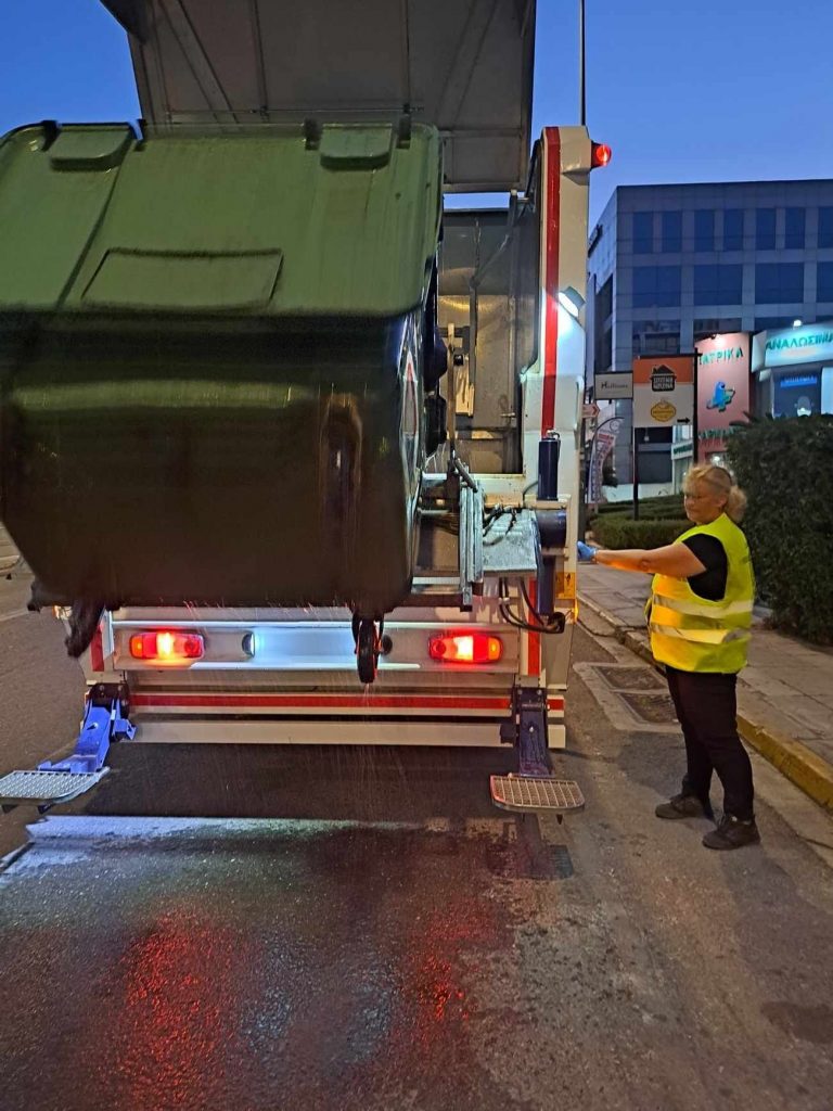 Κλειστός ο ΧΥΤΑ Φυλής λόγω πυρκαγιάς 4 Κλειστός ο ΧΥΤΑ Φυλής λόγω πυρκαγιάς