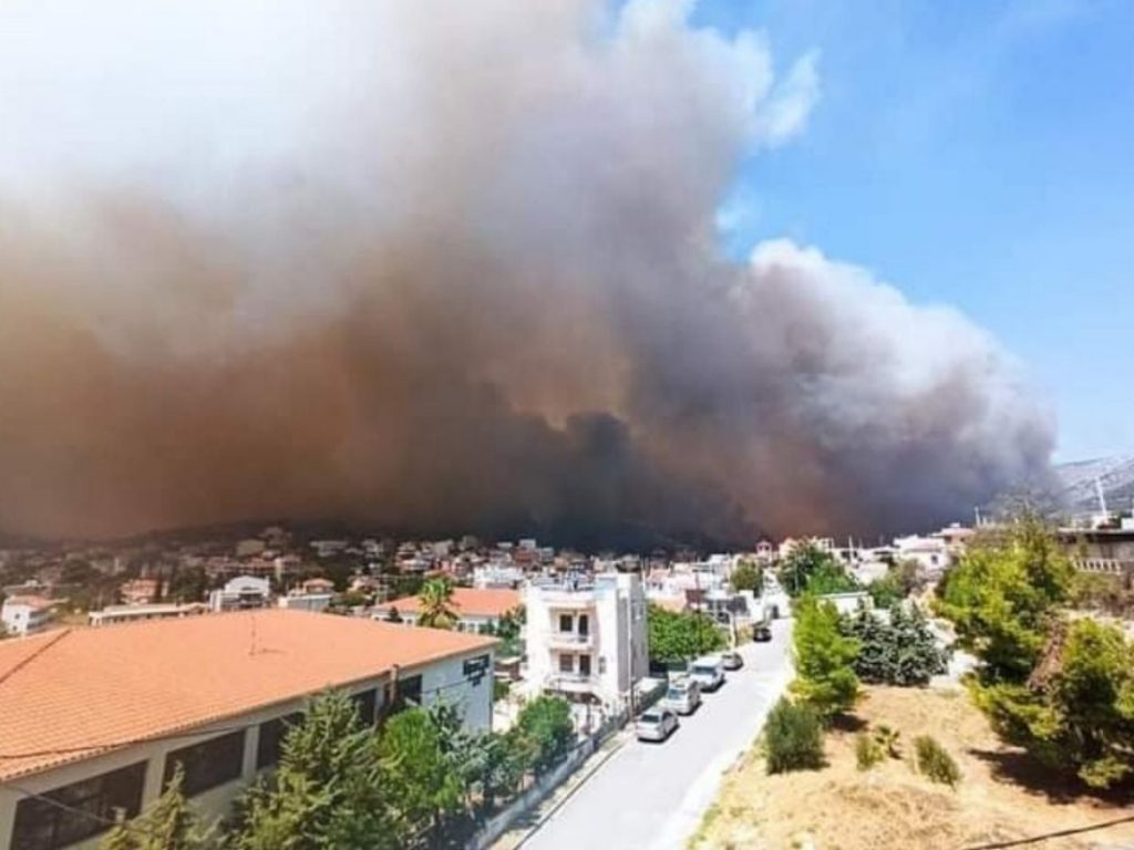Κλειστός ο ΧΥΤΑ λόγω φωτιάς αποφεύγουμε να πετάξουμε σκουπίδια