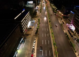 H Περιφέρεια Αττικής συνεχίζει με αμείωτο ρυθμό τη συντήρηση του οδικού δικτύου –Ολοκληρώνονται οι εργασίες διαγράμμισης στις Λ. Βουλιαγμένης και Ποσειδώνος