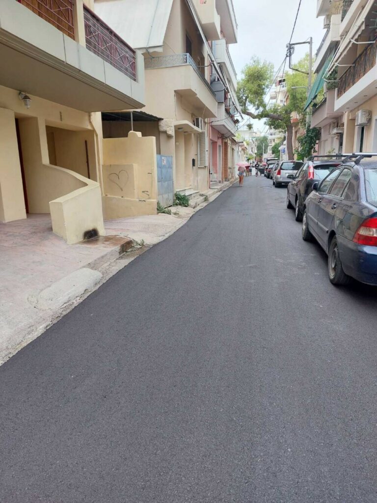 Σε εξέλιξη τα έργα ασφαλτόστρωσης σε δρόμους του Πειραιά, με χρηματοδότηση της Περιφέρειας Αττικής 4.3 εκ. ευρώ