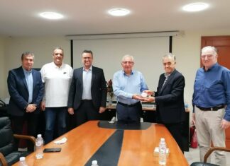 Τιμητική βράβευση για τον Δήμαρχο Αμαρουσίου Θ. Αμπατζόγλου από το Αθλητικό Σωματείο «Νίκη Αμαρουσίου»