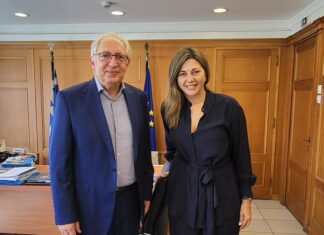 Συνάντηση του Δημάρχου Αμαρουσίου Θ. Αμπατζόγλου με την Υπουργό Κοινωνικής Συνοχής & Οικογένειας Σ. Ζαχαράκη