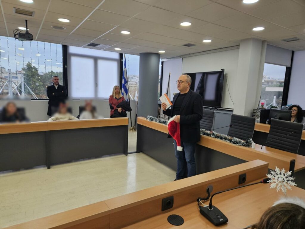 Δώρα tablets διαθέτει στα δημοτικά σχολεία και τα νηπιαγωγεία ο Δήμος Ηρακλείου Αττικής 4 Δώρα tablets διαθέτει στα δημοτικά σχολεία και τα νηπιαγωγεία ο Δήμος Ηρακλείου Αττικής