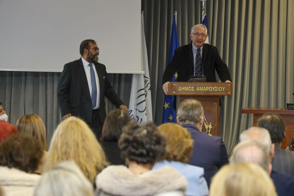 Σε εγκάρδια ατμόσφαιρα τα μέλη του ΚΑΠΗ έκοψαν την Πρωτοχρονιάτικη πίτα και αντάλλαξαν ευχές με το Δήμαρχο Αμαρουσίου Θ. Αμπατζόγλου και μέλη της Διοίκησης 4 Σε εγκάρδια ατμόσφαιρα τα μέλη του ΚΑΠΗ έκοψαν την Πρωτοχρονιάτικη πίτα και αντάλλαξαν ευχές με το Δήμαρχο Αμαρουσίου Θ. Αμπατζόγλου και μέλη της Διοίκησης