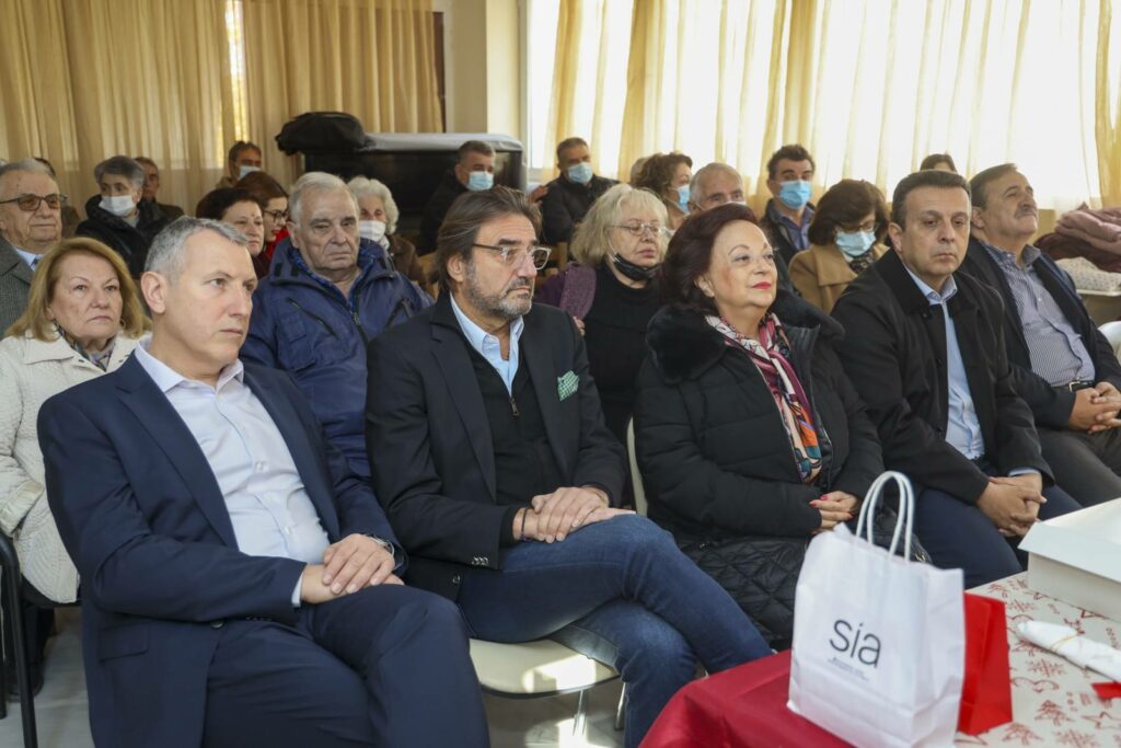 Με τη συμμετοχή μελών της Διοίκησης του Δήμου Αμαρουσίου η κοπή της Πρωτοχρονιάτικης πίτας του «Πολιτιστικού Συλλόγου Βορρέ Αμαρουσίου» 4 Με τη συμμετοχή μελών της Διοίκησης του Δήμου Αμαρουσίου η κοπή της Πρωτοχρονιάτικης πίτας του «Πολιτιστικού Συλλόγου Βορρέ Αμαρουσίου»