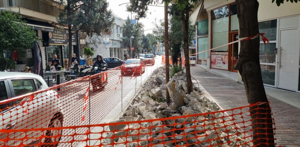 Ξεκίνησαν τα μεγάλα έργα ανάπλασης στο κέντρο του Χαλανδρίου – Αλλαγή εικόνας μετά από δεκαετίες 3 Ξεκίνησαν τα μεγάλα έργα ανάπλασης στο κέντρο του Χαλανδρίου – Αλλαγή εικόνας μετά από δεκαετίες