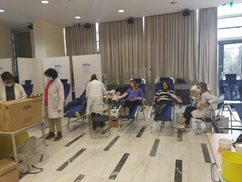 Ξεκίνησε η 45η τριήμερη Εθελοντική Αιμοδοσία του Δήμου Αμαρουσίου για την ενίσχυση της Δημοτικής Τράπεζας Αίματος 4 Ξεκίνησε η 45η τριήμερη Εθελοντική Αιμοδοσία του Δήμου Αμαρουσίου για την ενίσχυση της Δημοτικής Τράπεζας Αίματος