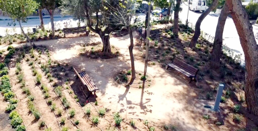 Νέο πάρκο “τσέπης” στην Κοκκινιά – Σε εξέλιξη το πρόγραμμα διαμόρφωσης κοινόχρηστων χώρων σε όλες τις γειτονιές του Αμαρουσίου 4 Νέο πάρκο “τσέπης” στην Κοκκινιά – Σε εξέλιξη το πρόγραμμα διαμόρφωσης κοινόχρηστων χώρων σε όλες τις γειτονιές του Αμαρουσίου