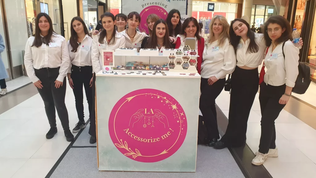 Τα ΓΕΛ Άνοιξης και Κρυονερίου στο «Junior Achievement Greece» 4 Τα ΓΕΛ Άνοιξης και Κρυονερίου στο «Junior Achievement Greece»
