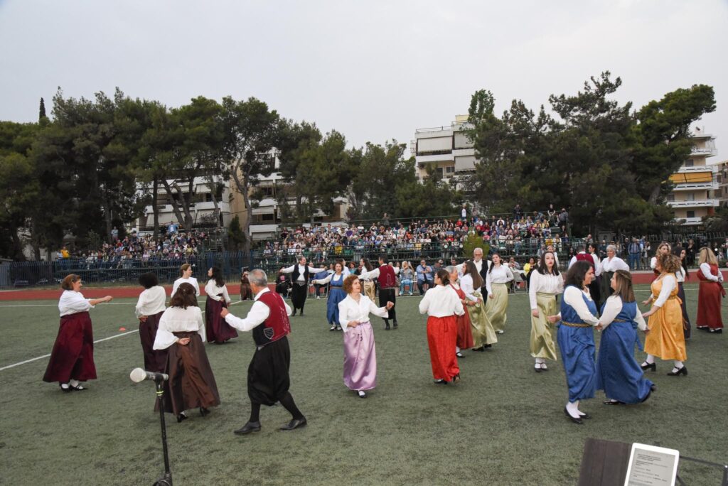 Με επιτυχία ολοκληρώθηκε το 1ο Διαδημοτικό Φεστιβάλ Παραδοσιακού Χορού στον δήμο Λυκόβρυσης – Πεύκης