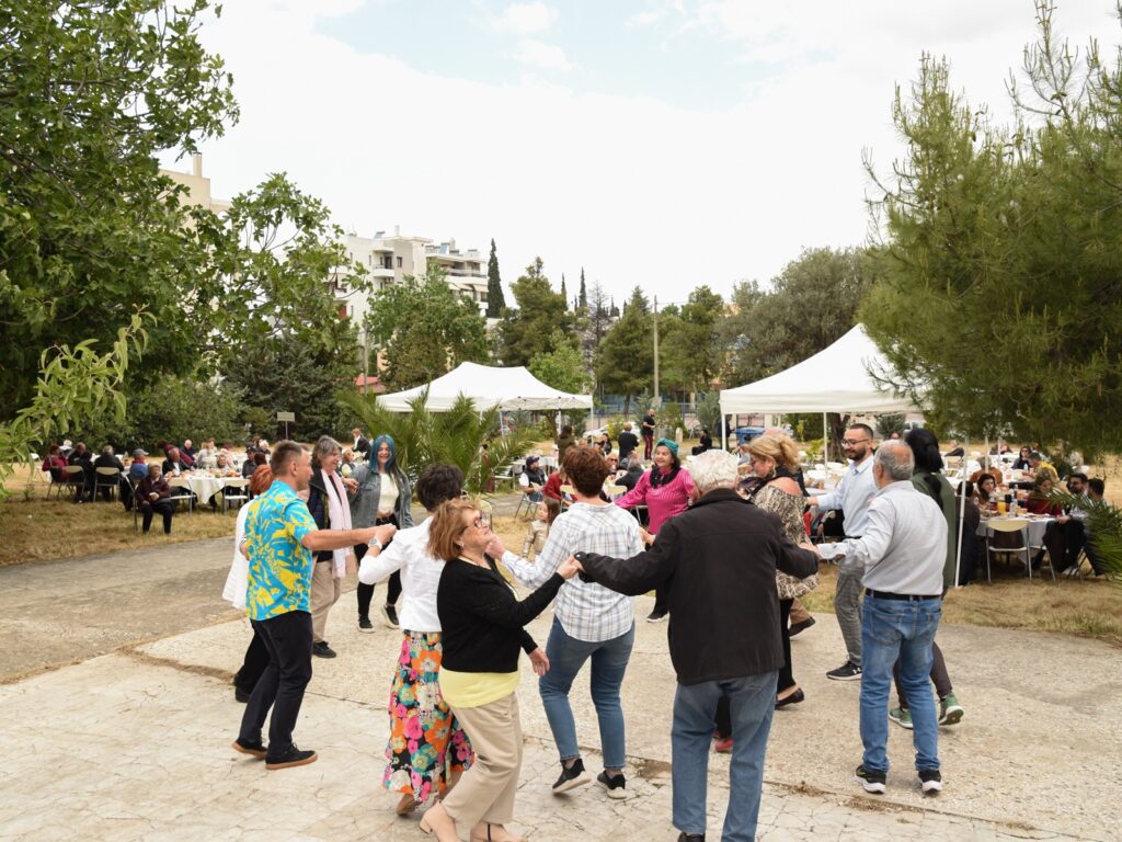 Με παραδοσιακό γλέντι γιόρτασε το Πάσχα ο Δήμος Λυκόβρυσης – Πεύκης!