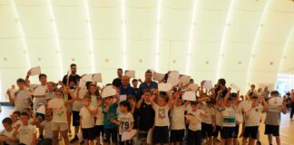 Όμορφους αγώνες στο τουρνουά μπάσκετ έδωσαν τα παιδιά των Αθλητικών Τμημάτων του Δήμου Αμαρουσίου και των αντίστοιχων τμημάτων του Δήμου Βριλησσίων