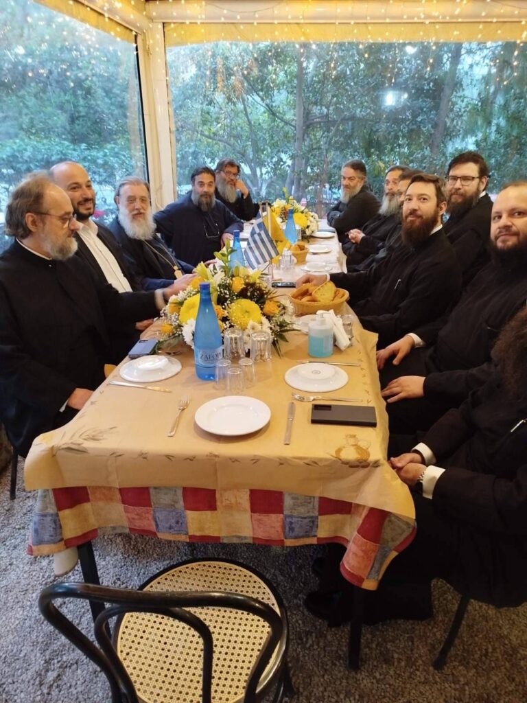 Συνάντηση με τον Σεβασμιώτατο Μητροπολίτη κ. Κύριλλο και τους Σεβαστούς πατέρες των Ενοριών του Δήμου μας είχε ο Δήμαρχος