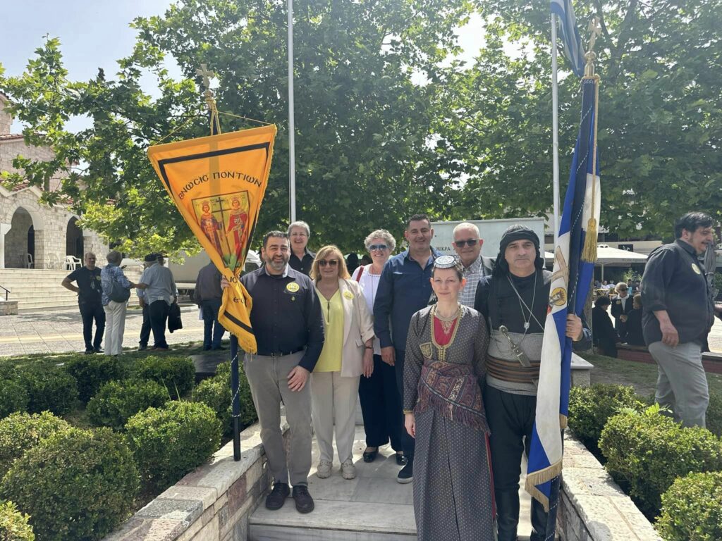 Τελετή στη μνήμη των θυμάτων της Γενοκτονίας των Ποντίων πραγματοποιήθηκε στην Πλατεία Μικρασιατών Αγίου Γεωργίου 3 Τελετή στη μνήμη των θυμάτων της Γενοκτονίας των Ποντίων πραγματοποιήθηκε στην Πλατεία Μικρασιατών Αγίου Γεωργίου
