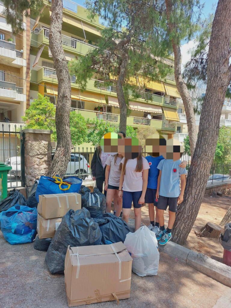 Χορηγία σε είδη ένδυσης υπόδησης & τροφίμων από την "ΕΛΛΗΝΟΑΓΓΛΙΚΗ ΑΓΩΓΗ" και την εταιρεία "ΚΑΡΑΜΟΛΕΓΚΟΣ"! 7 Χορηγία σε είδη ένδυσης υπόδησης & τροφίμων από την "ΕΛΛΗΝΟΑΓΓΛΙΚΗ ΑΓΩΓΗ" και την εταιρεία "ΚΑΡΑΜΟΛΕΓΚΟΣ"!