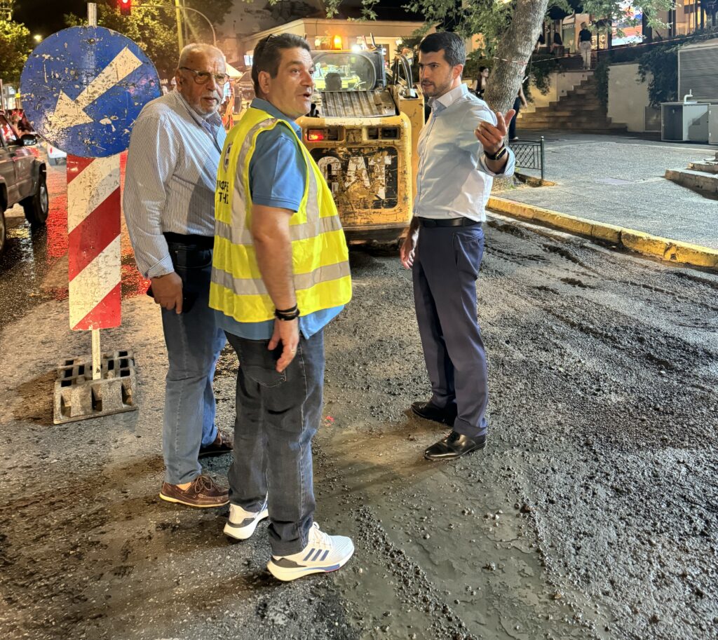 Μετά από τουλάχιστον 30 χρόνια άρχισαν ασφαλτοστρώσεις στο οδικό δίκτυο του Δήμου 3 Μετά από τουλάχιστον 30 χρόνια άρχισαν ασφαλτοστρώσεις στο οδικό δίκτυο του Δήμου