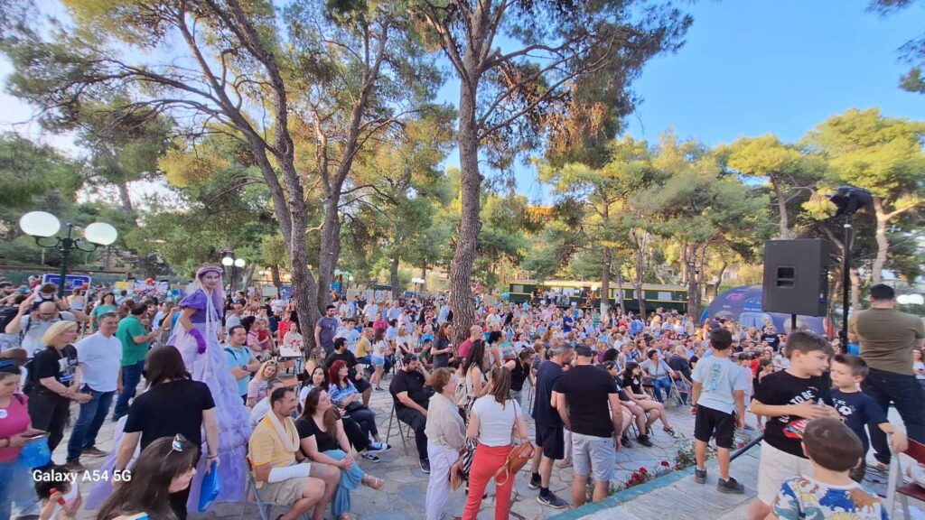 Το 44ο Φεστιβάλ Παιδιού του Δήμου Λυκόβρυσης-Πεύκης ξεπέρασε όλες τις προσδοκίες! 8 Το 44ο Φεστιβάλ Παιδιού του Δήμου Λυκόβρυσης-Πεύκης ξεπέρασε όλες τις προσδοκίες!