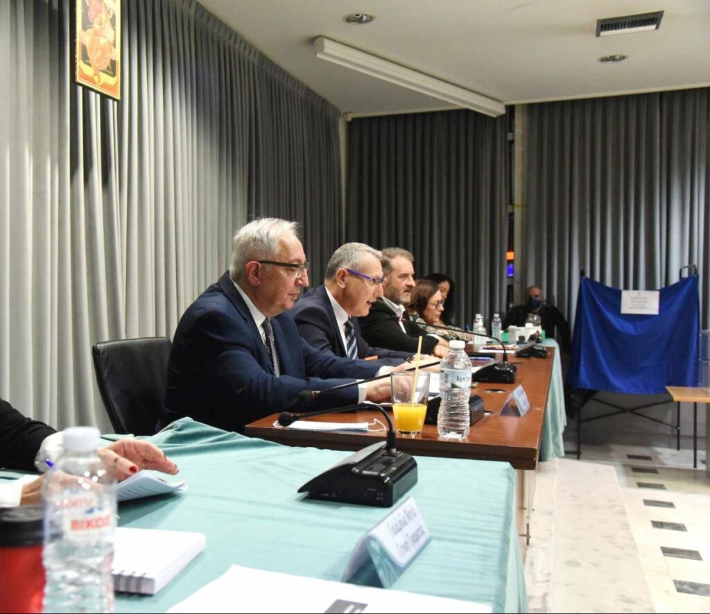 Παρακολουθήστε ζωντανά τη συνεδρίαση του Δημοτικού Συμβουλίου 21/10/2024, 18:30 4 Παρακολουθήστε ζωντανά τη συνεδρίαση του Δημοτικού Συμβουλίου 21/10/2024, 18:30