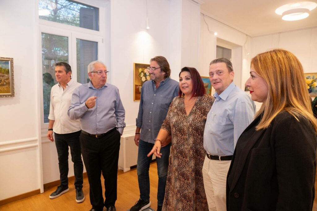 Την εικαστική έκθεση «Μαρούσι, ο κήπος της Αθήνας» εγκαινίασε ο Δήμαρχος Αμαρουσίου Θ. Αμπατζόγλου, στον Πολυχώρο Πολιτισμού «ΑΡΤΕΜΙΣ» 4 Την εικαστική έκθεση «Μαρούσι, ο κήπος της Αθήνας» εγκαινίασε ο Δήμαρχος Αμαρουσίου Θ. Αμπατζόγλου, στον Πολυχώρο Πολιτισμού «ΑΡΤΕΜΙΣ»