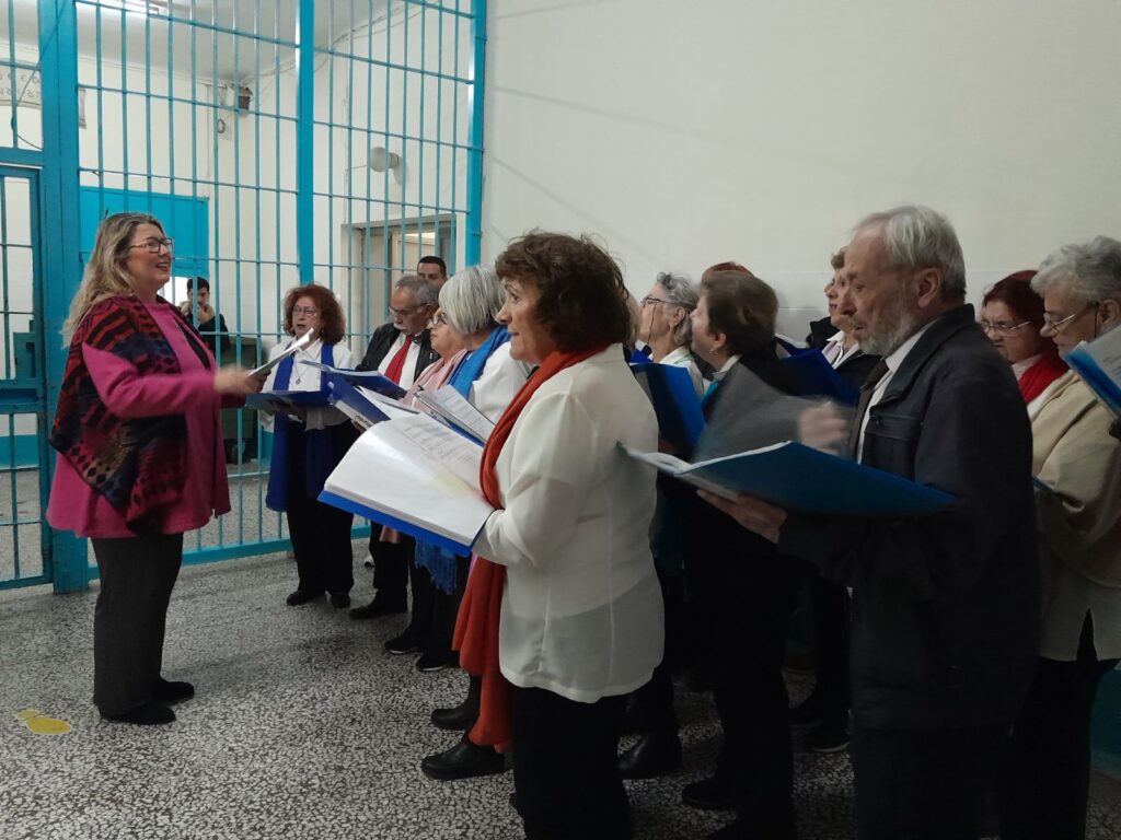 Χριστουγεννιάτικη συναυλία της Πολυφωνικής Χορωδίας 60+ για τους κρατούμενους του Κορυδαλλού 3 Χριστουγεννιάτικη συναυλία της Πολυφωνικής Χορωδίας 60+ για τους κρατούμενους του Κορυδαλλού