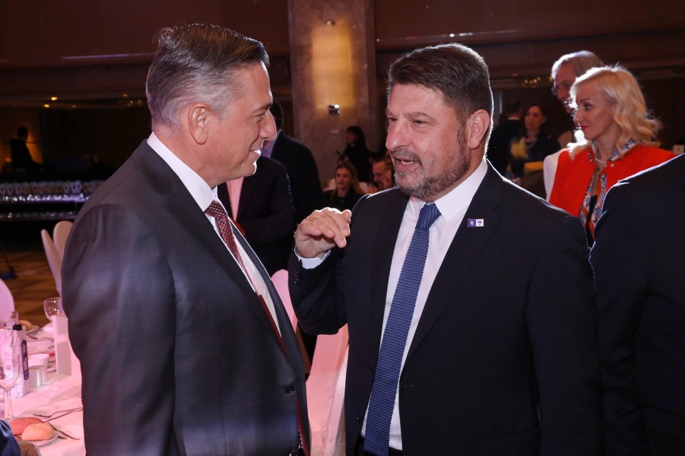 Η Περιφέρεια Αττικής βραβεύτηκε ως η πιο φιλόξενη ελληνική Περιφέρεια 27 IMG-20241103-WA0038-1000x666