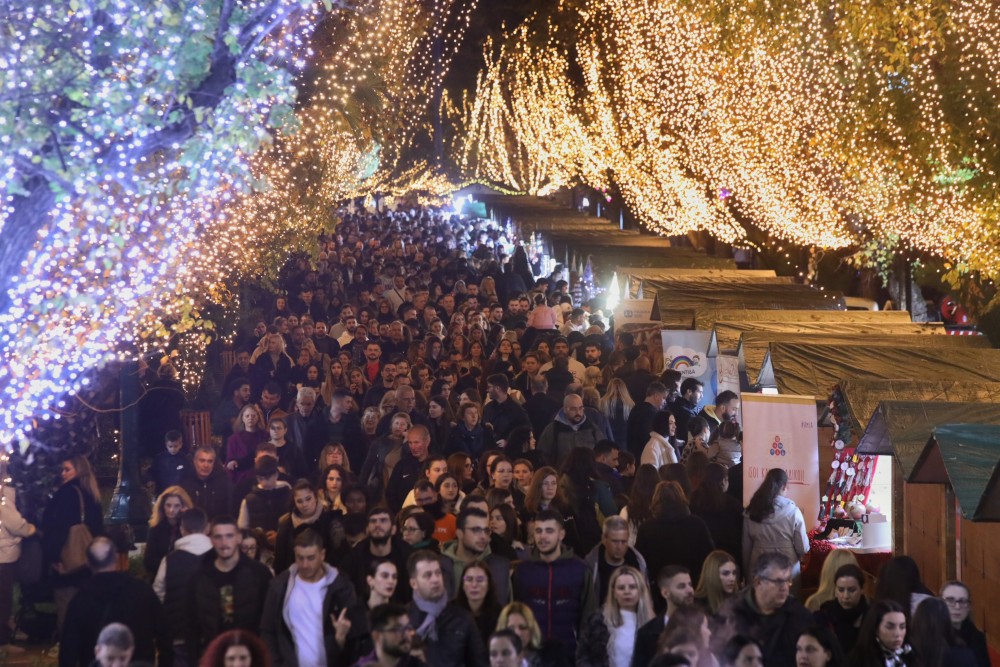 ONIRAMA, Πηνελόπη Αναστασοπούλου, Παντελής Θαλασσινός, Μέμος Μπεγνής, Ματθίλδη Μαγγίρα και Παυλίνα Βουλγαράκη γεμίζουν με μοναδικές μουσικές το Χριστουγεννιάτικο Χωριό της Περιφέρειας Αττικής αυτό το Σαββατοκύριακο 15 E41A8814-1000x667