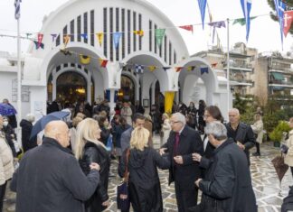 Παρουσία του Δημάρχου Αμαρουσίου Θ. Αμπατζόγλου και πλήθους πιστών ο εορτασμός του Ι.Ν. Αγίου Νικολάου στο Μαρούσι