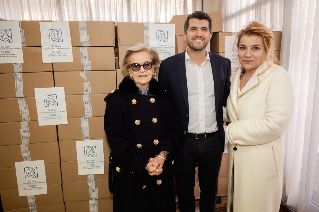 Χριστουγεννιάτικη δωρεά "ΕΛΠΙΔΑΣ" στις ευπαθείς ομάδες του Δήμου