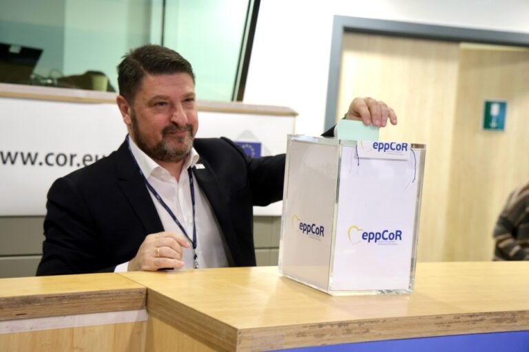 Νίκος Χαρδαλιάς από τις Βρυξέλλες: Η επιλογή Bonilla για την ηγεσία της Επιτροπής των Περιφερειών της Ε.Ε. είμαι βέβαιος ότι θα προωθήσει τις αξίες της Τοπικής Αυτοδιοίκησης σε ευρωπαϊκό επίπεδο