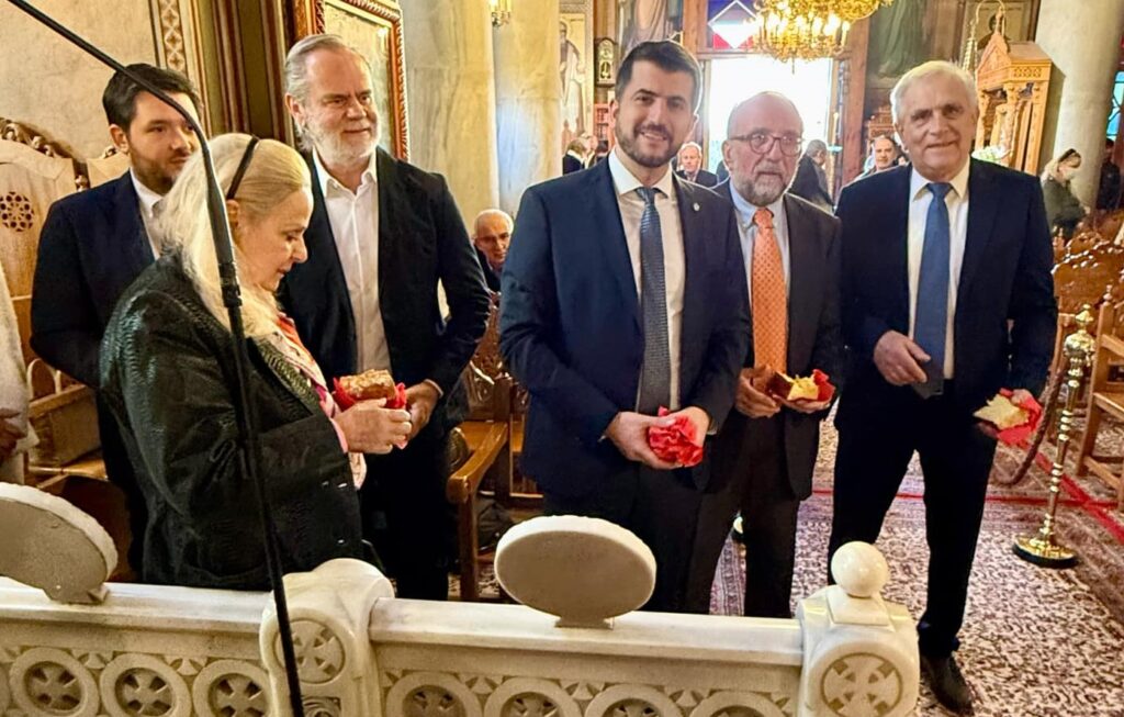 Πρωτοχρονιά με Δοξολογία στο Μητροπολιτικό Ναό του Αγίου Δημητρίου και ευχές στο Δημαρχείο