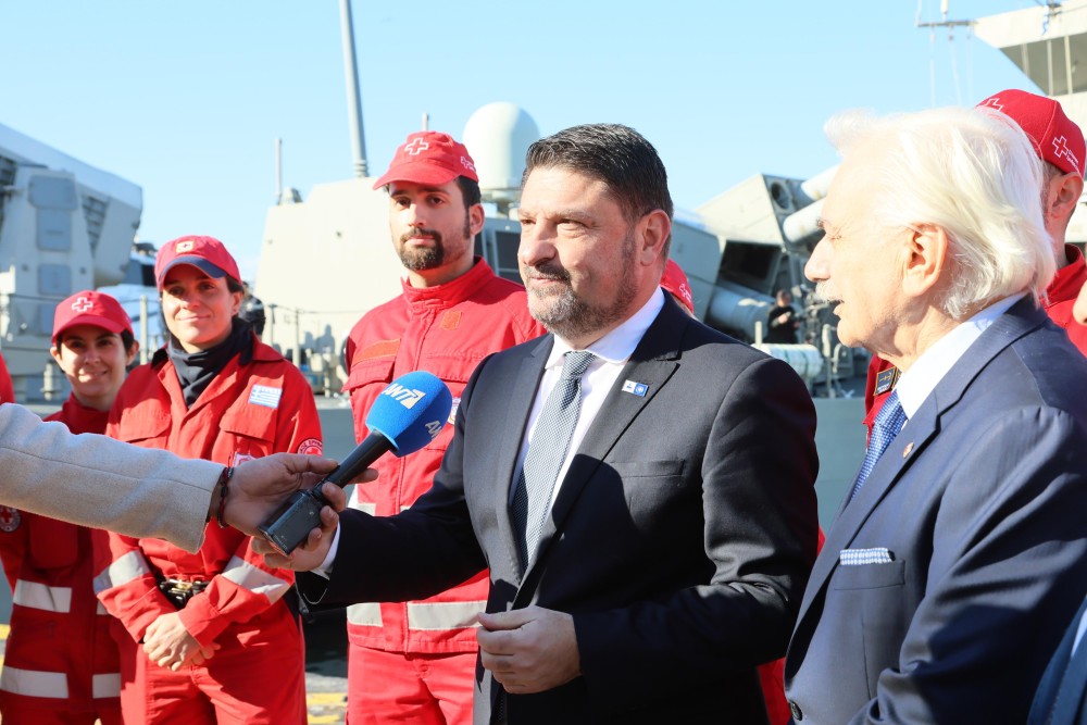 Στον Πειραιά γιόρτασε τα Θεοφάνεια ο Περιφερειάρχης Αττικής 19 141951da-6874-4390-b84b-95c273b6bb05-1000x667