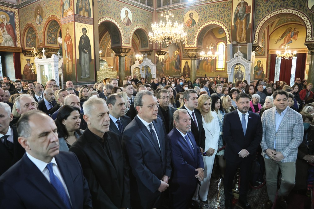 Στον Πειραιά γιόρτασε τα Θεοφάνεια ο Περιφερειάρχης Αττικής 27 b60d6557-dcf4-4737-99d1-eb8d1e363c24-1000x667